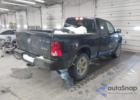 2018 Ram 1500 Express 4X4 6'4 Box z USA, uszkodzony, nr VIN 1C6RR7FT8JS284613